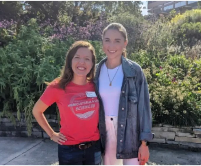 Hannah Cheren and former LSC advisor, Tera Wagner.